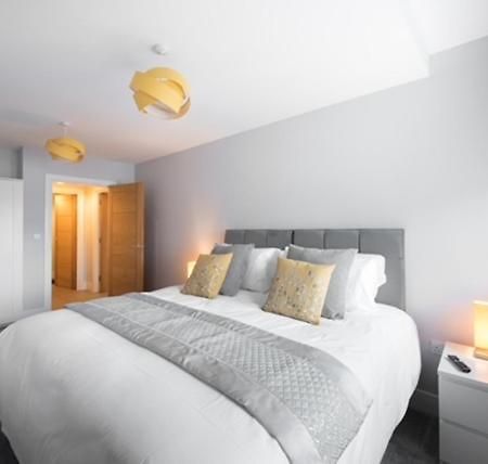S/King Bed One Bedroom Flat Brentwood Esterno foto