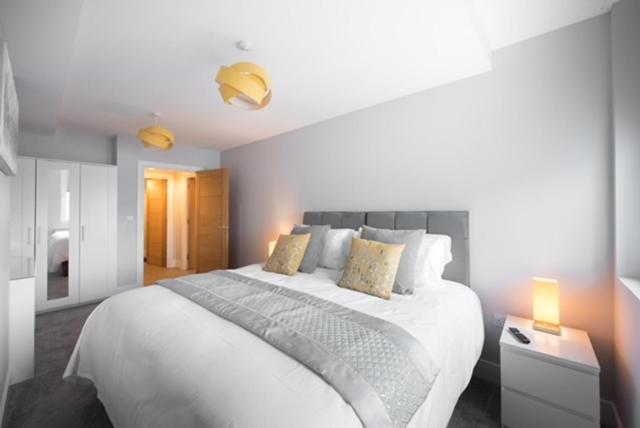 S/King Bed One Bedroom Flat Brentwood Esterno foto