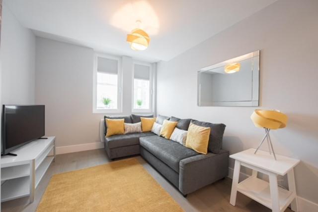 S/King Bed One Bedroom Flat Brentwood Esterno foto